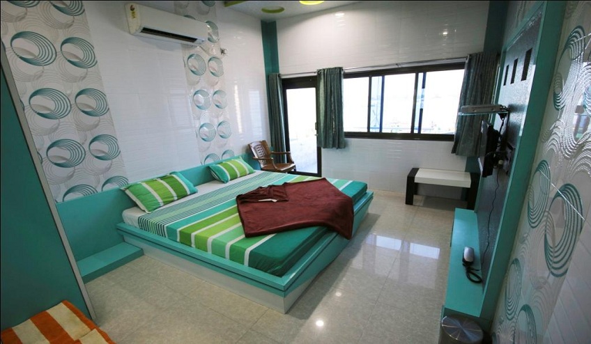 Room 1