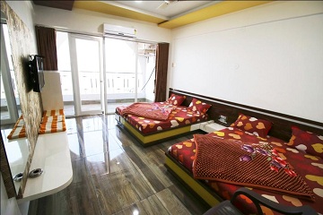 Four Beds AC
